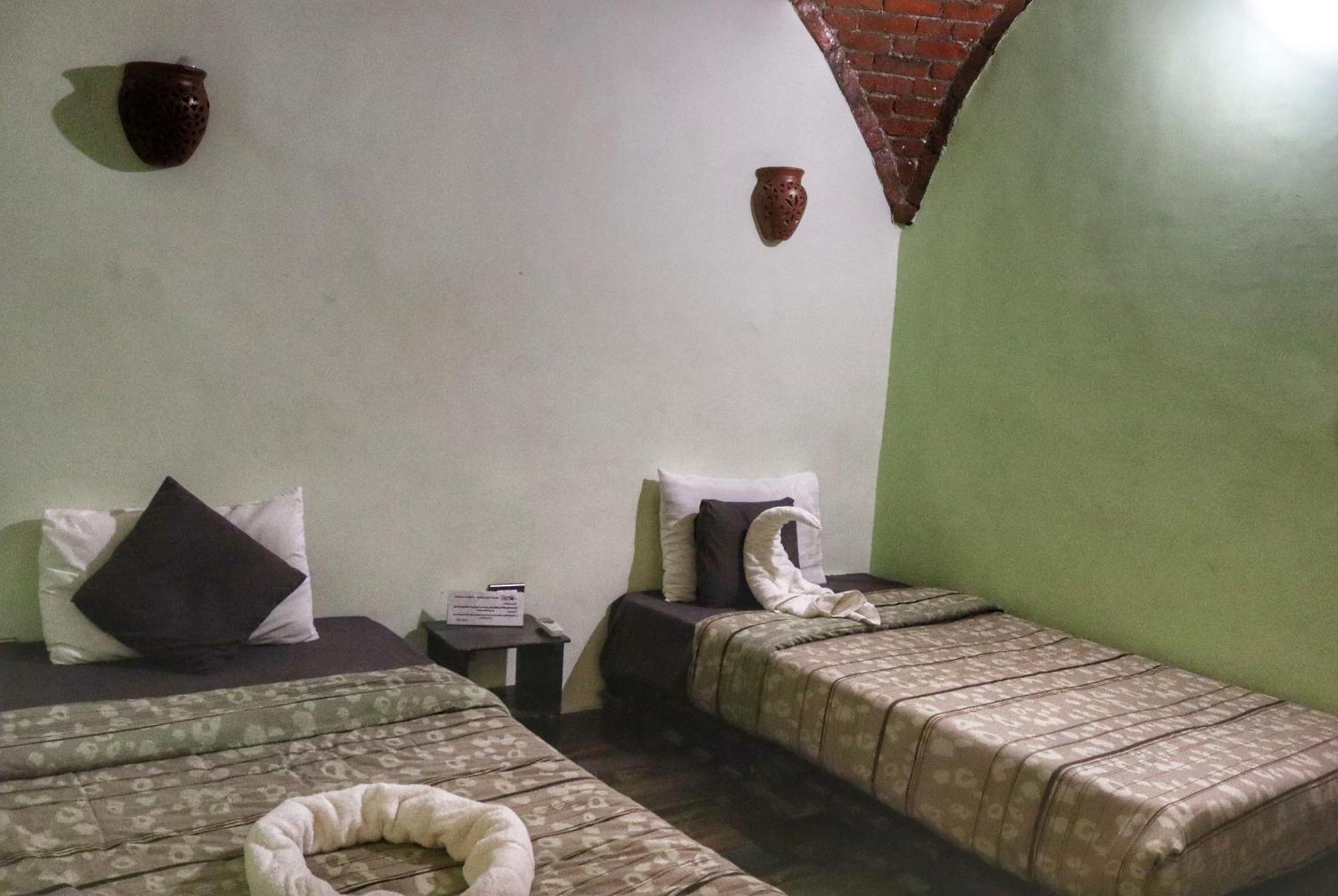 Hadouta Masreya Nubian Guest House Aswan Exterior foto